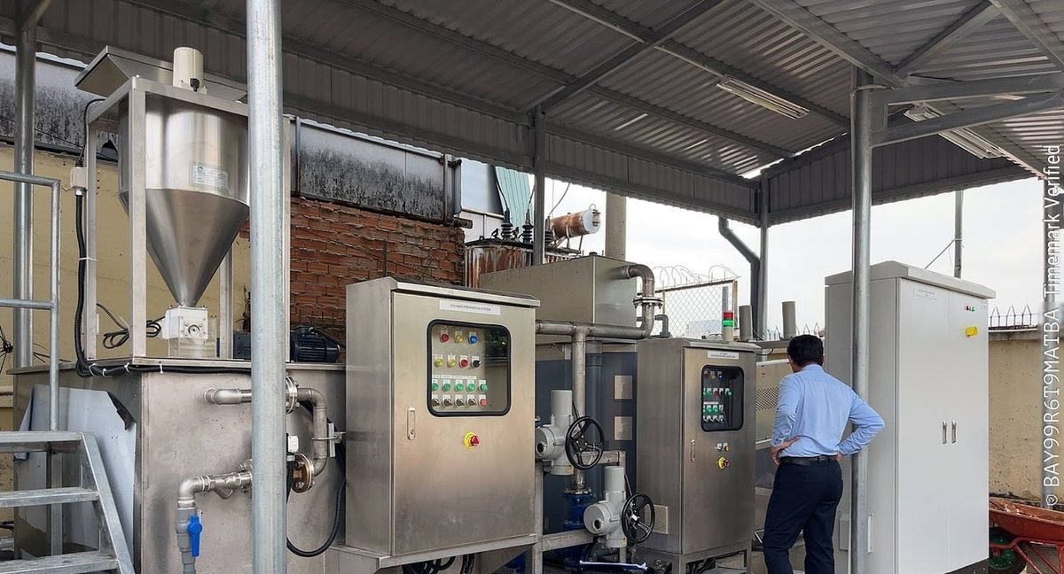 Hệ pha polymer tự động lắp đặt thực tế tại trạm xử lý nước cấp